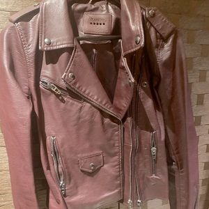 Do red faux leather jacket